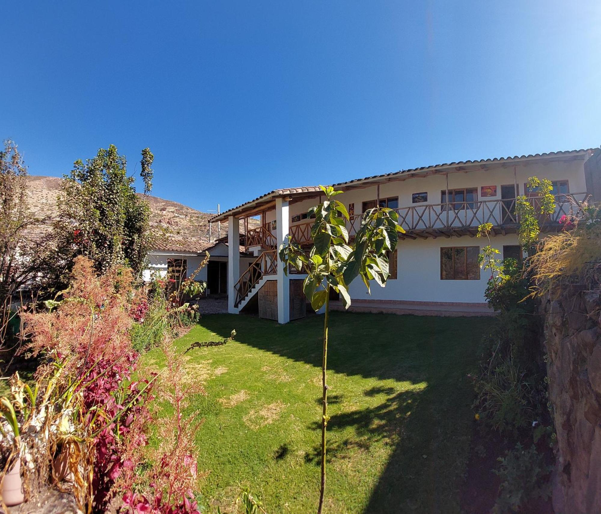 Hostal Miramonti Урубамба Экстерьер фото