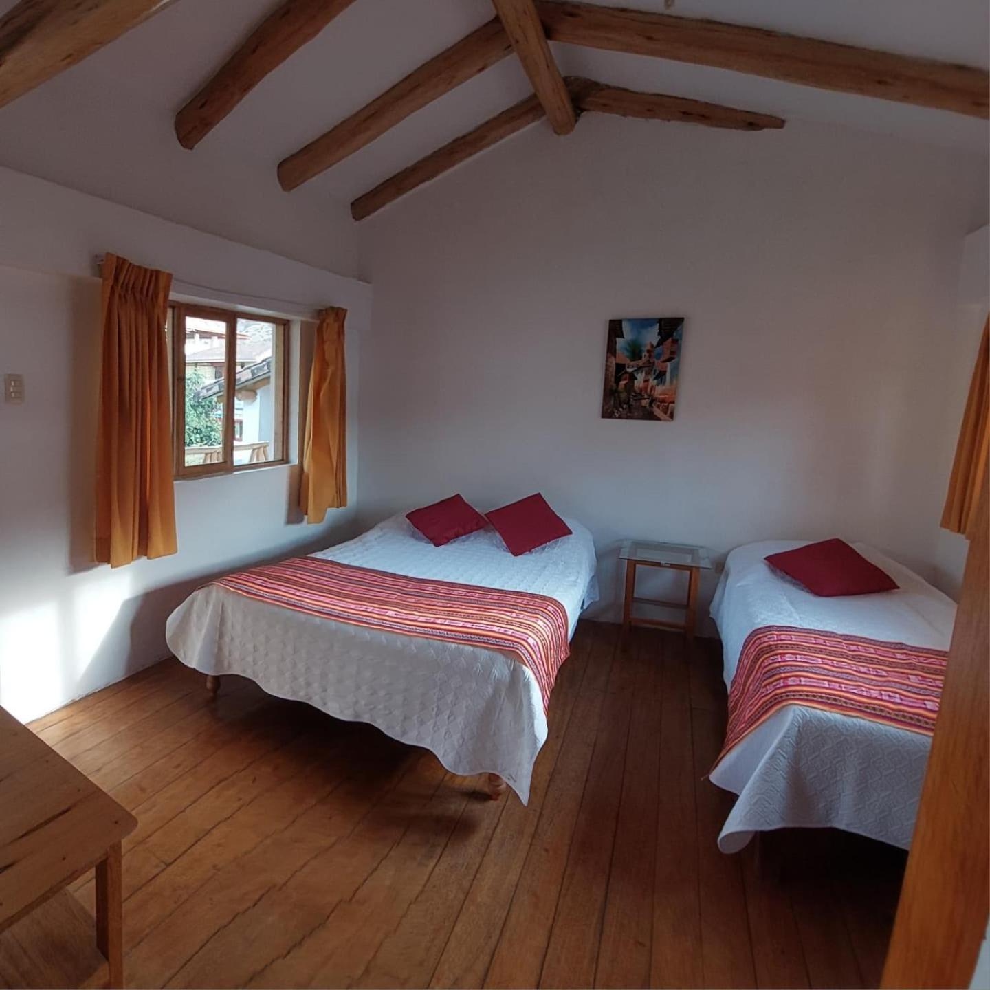 Hostal Miramonti Урубамба Экстерьер фото